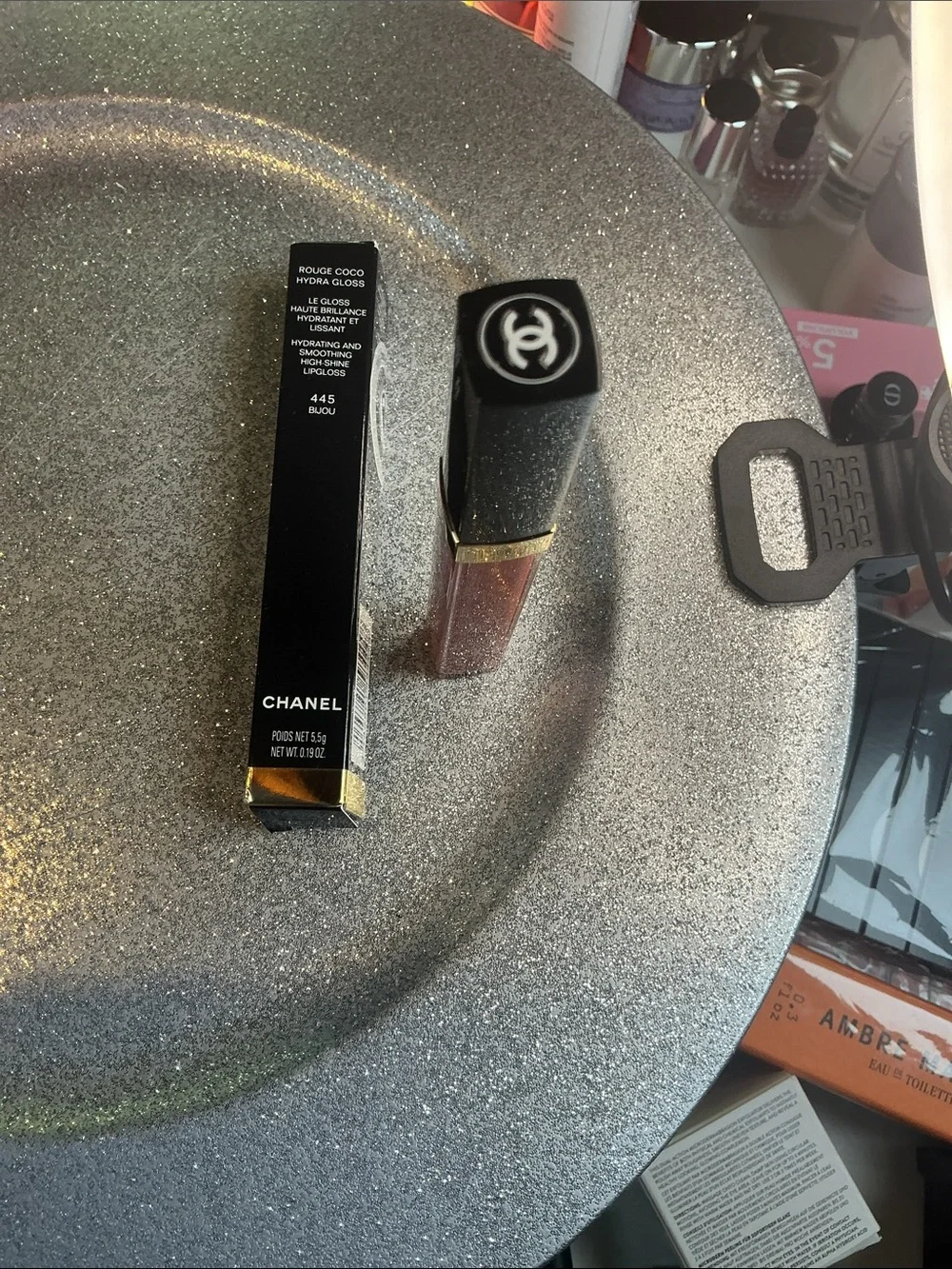 CHANEL Rouge Coco Hydra Gloss 445 Bijou - Pink Brown